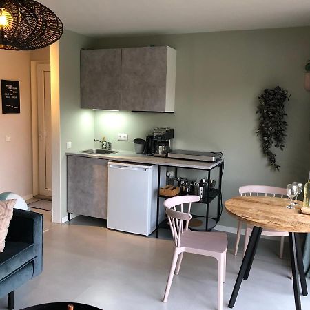 B&B Snurk Stiens, Fijn Verblijf Aan Open Vaarwater Zewnętrze zdjęcie