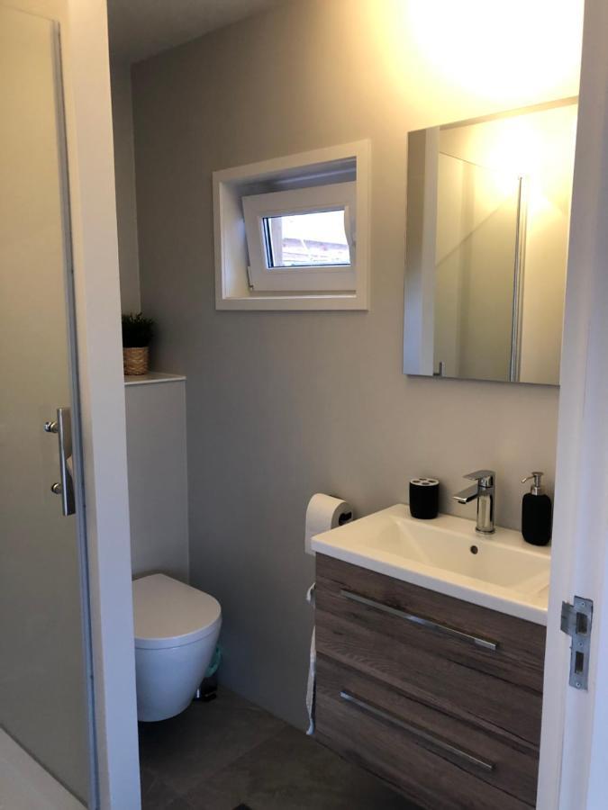 B&B Snurk Stiens, Fijn Verblijf Aan Open Vaarwater Zewnętrze zdjęcie