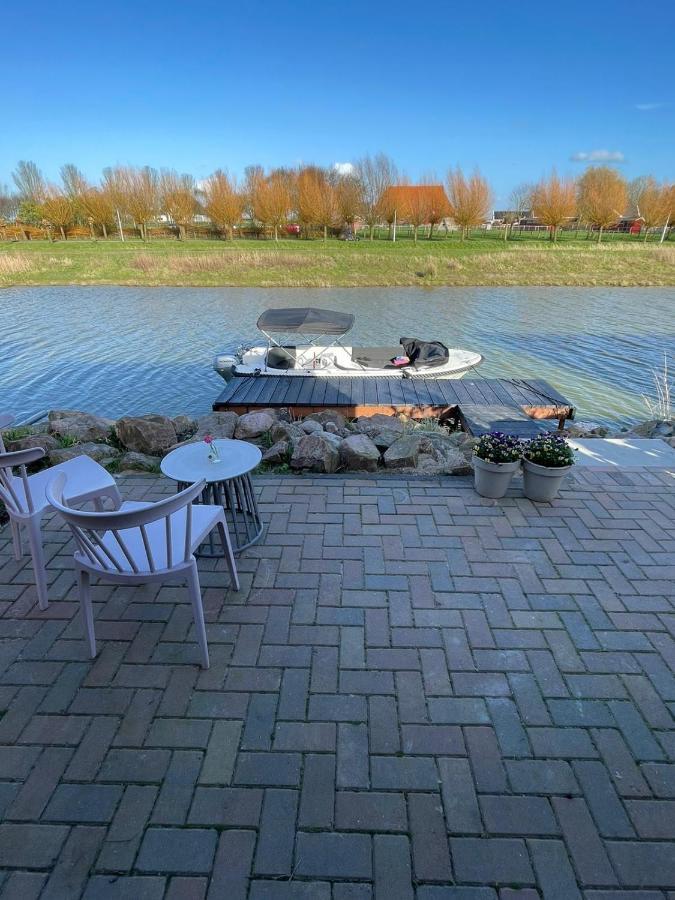 B&B Snurk Stiens, Fijn Verblijf Aan Open Vaarwater Zewnętrze zdjęcie